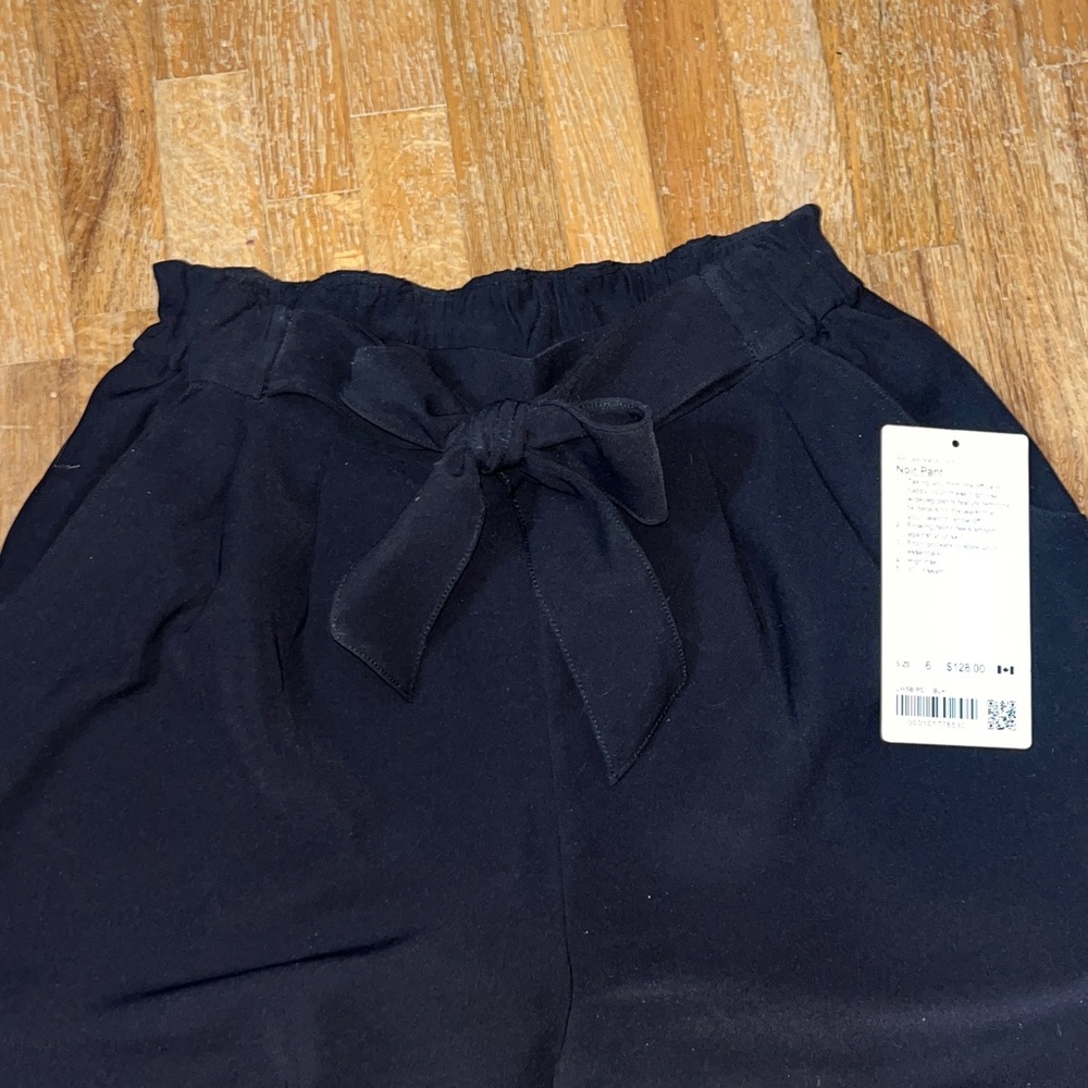 lululemon athletica Noir Pant - Black - Picture 4 of 7